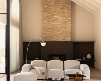 NEYDEN_sofa_dizaino_studija_follow11.lt - Jovita Bingelytė