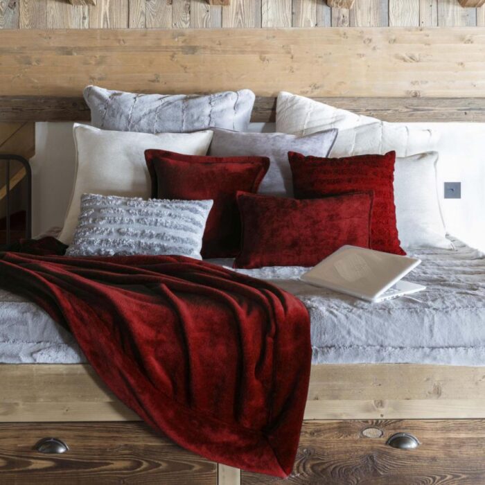 Pledas_JASMIN_dizaino_studija_follow11.lt-Jovita Bingelytė