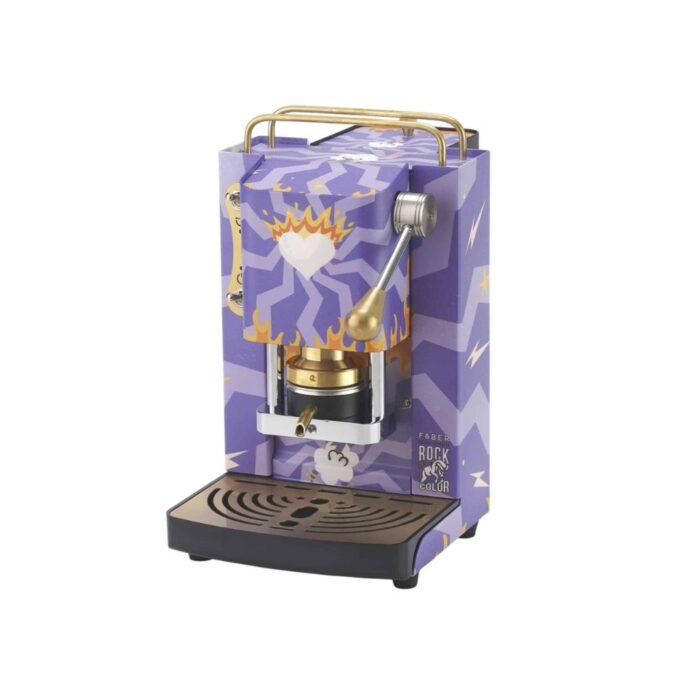 Kavos aparatas Rock ‘n Color Fiery Heart – elegantiškas kapsulinis kavos aparatas su žalvariniais elementais : dizaino studija follow11.lt – Jovita Bingelytė