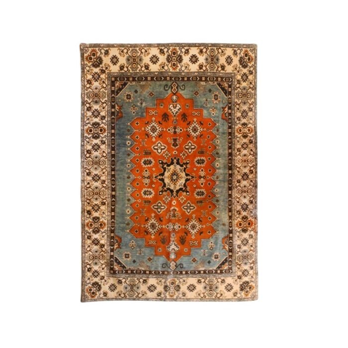 Kilimas PARISA – spalvingas Boho stiliaus kilimas, suteikiantis namams šilumos : dizaino studija follow11.lt – Jovita Bingelytė