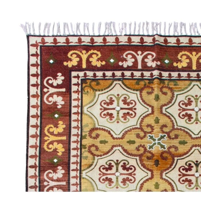 Kilimas SORINA – prabangus, elegantiškas kilimas rudos ir geltonos spalvų derinio : dizaino studija follow11.lt – Jovita Bingelytė