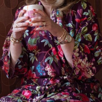 Kimono VIONA PURPLE rankovės – dizaino studija follow11.lt – Jovita Bingelytė