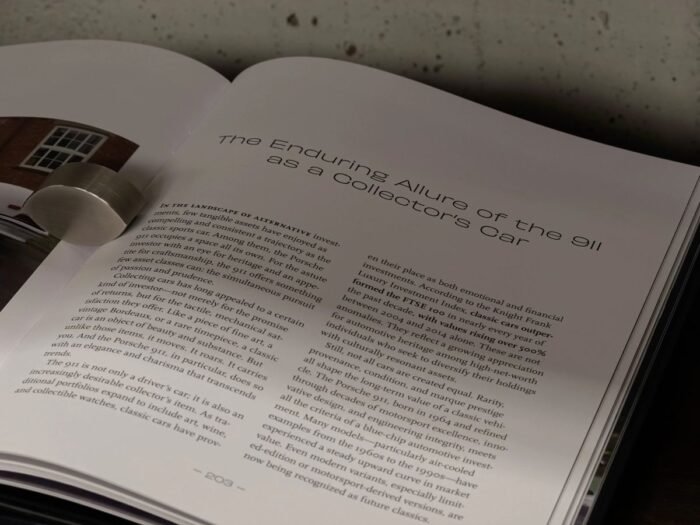 Knyga_PORSCHE 911 - ICONS OF EXCELLENCE__dizaino_studija_follow11.lt-Jovita Bingelytė