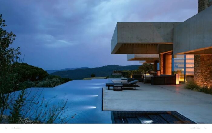 Knyga_THE ESSENCE OF CONTEMPORARY MEDITERRANEAN LIVING: RAMON ESTEVE__dizaino_studija_follow11.lt-Jovita Bingelytė