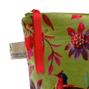 Moteriška kosmetinė ARYA MOSS – stilinga ir praktiška kasdienai : dizaino studija follow11.lt – Jovita Bingelytė