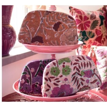 Kosmetinė NOREA CARAMEL – ruda, marga moteriška kosmetinė : dizaino studija follow11.lt – Jovita Bingelytė