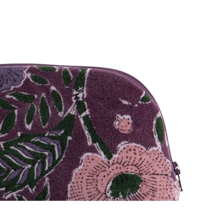 Kosmetinė NOREA PURPLE – kompaktiška, užsegama užtrauktuku, puikiai tinka kelionėms : dizaino studija follow11.lt – Jovita Bingelytė