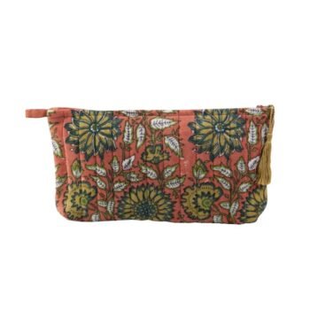 Veliūrinė kosmetinė SORAYA – moteriška, lengvai prižiūrima, švelni liesti : dizaino studija follow11.lt – Jovita Bingelytė