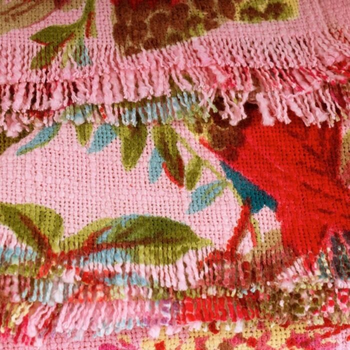 Vilnos pledas ARYA BLUSH – žalia, marga, rožinė, rankų darbo : dizaino studija follow11.lt – Jovita Bingelytė