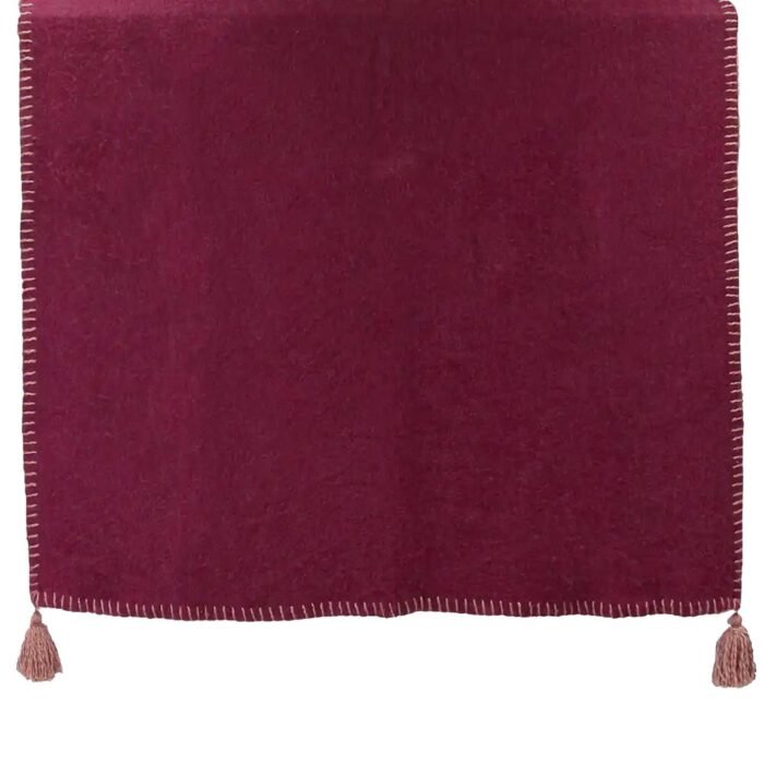 Vilnos pledas ELORA Mauve – raudonas, šiltas ir minkštas : dizaino studija follow11.lt – Jovita Bingelytė