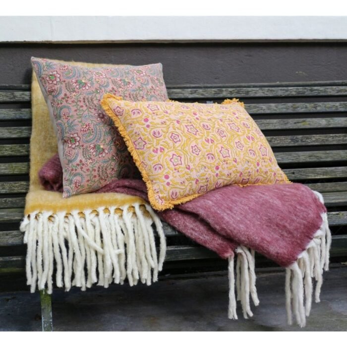 Vilnos pledas MARINAÉ – šiltas, jaukus ir komfortiškas namų akcentas : dizaino studija follow11.lt – Jovita Bingelytė