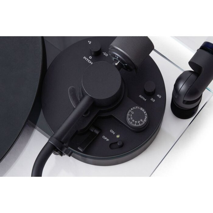 Vinilo plokštelių grotuvas Transparent Turntable, Juodas : dizaino studija follow11.lt – Jovita Bingelytė