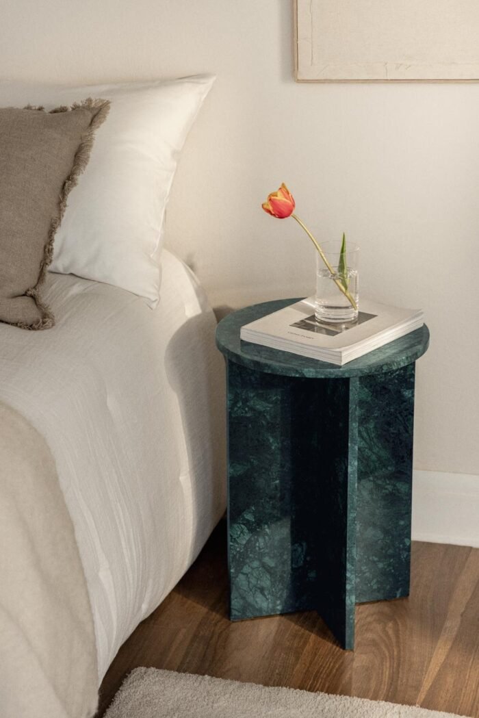 Šoninis_staliukas_TOBY_dizaino_studija_follow11.lt-Jovita Bingelytė