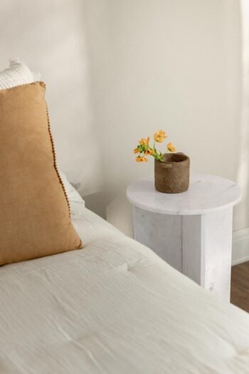 Šoninis_staliukas_TOBY_dizaino_studija_follow11.lt-Jovita Bingelytė