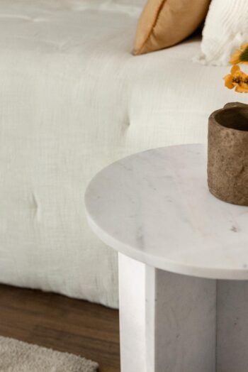 Šoninis_staliukas_TOBY_dizaino_studija_follow11.lt-Jovita Bingelytė