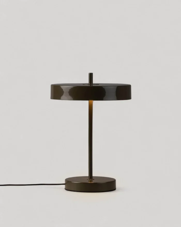 Stalinis_šviestuvas_KORE_dizaino_studija_follow11.lt-Jovita Bingelytė