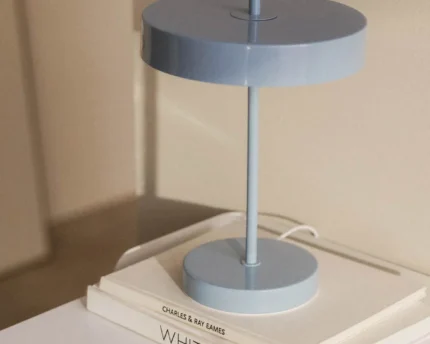 Stalinis_šviestuvas_KORE_dizaino_studija_follow11.lt-Jovita Bingelytė