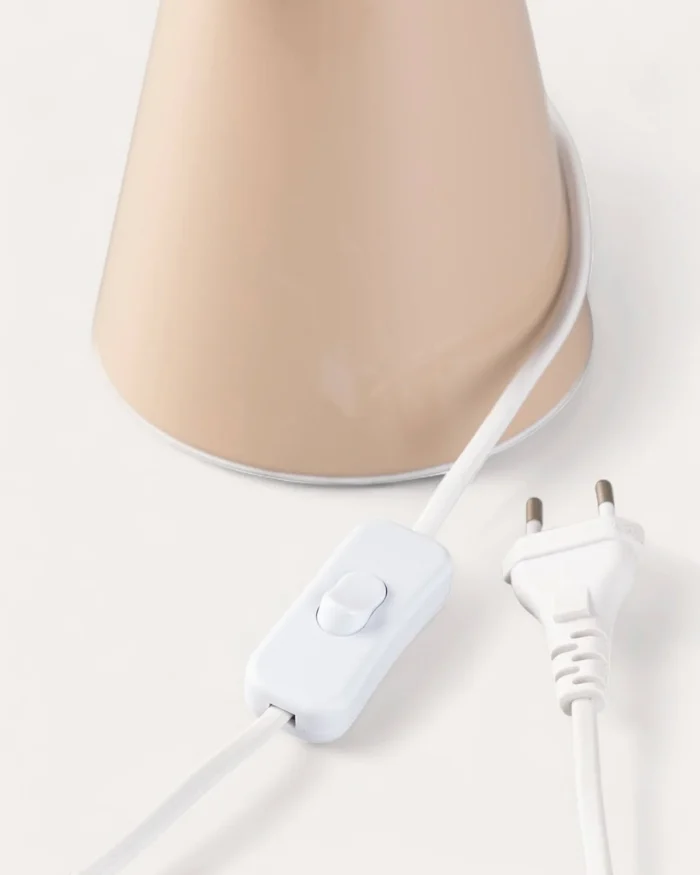 Stalinis_šviestuvas_SENKO_dizaino_studija_follow11.lt-Jovita Bingelytė