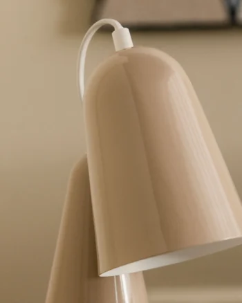 Stalinis_šviestuvas_SENKO_dizaino_studija_follow11.lt-Jovita Bingelytė