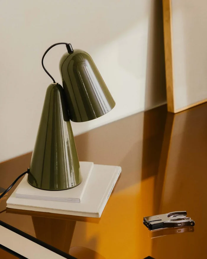 Stalinis_šviestuvas_SENKO_dizaino_studija_follow11.lt-Jovita Bingelytė