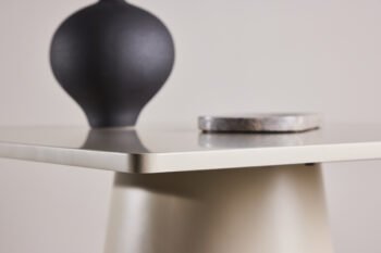 Valgomojo_stalas_KAMI_dizaino_studija_follow11.lt-Jovita Bingelytė