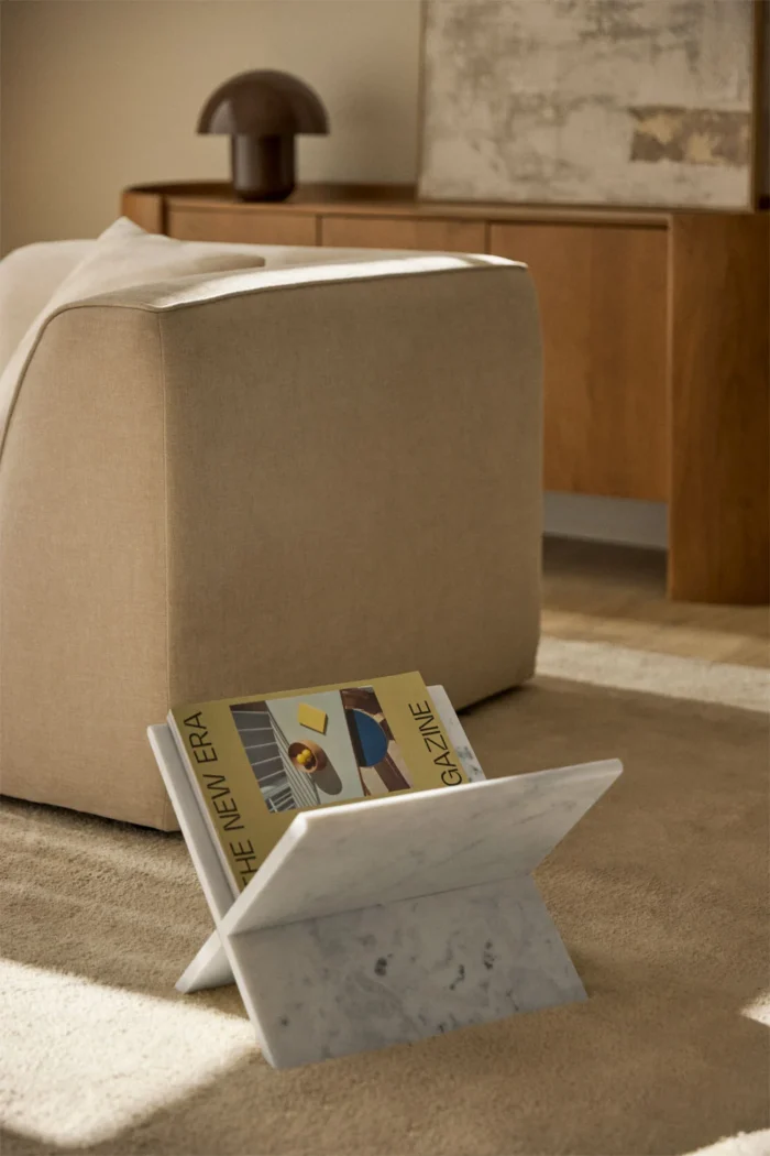 Knygu_stovas_PRESTON_dizaino_studija_follow11.lt-Jovita Bingelytė