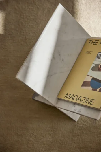 Knygu_stovas_PRESTON_dizaino_studija_follow11.lt-Jovita Bingelytė