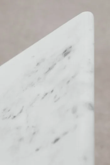 Knygu_stovas_PRESTON_dizaino_studija_follow11.lt-Jovita Bingelytė