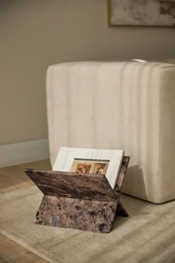 Knygu_stovas_PRESTON_dizaino_studija_follow11.lt-Jovita Bingelytė