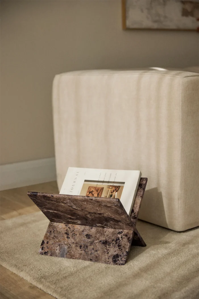 Knygu_stovas_PRESTON_dizaino_studija_follow11.lt-Jovita Bingelytė