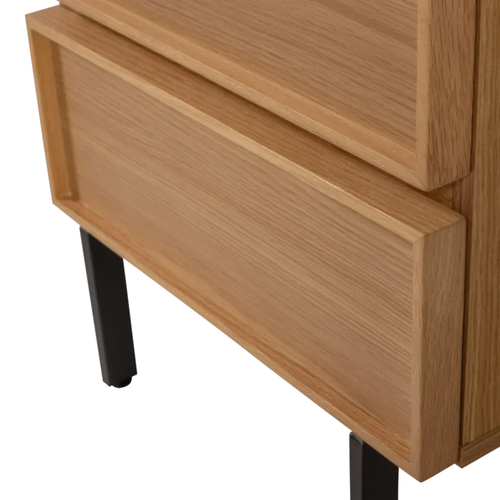 Naktinė_spintelė_HINTON_dizaino_studija_follow11.lt-Jovita Bingelytė