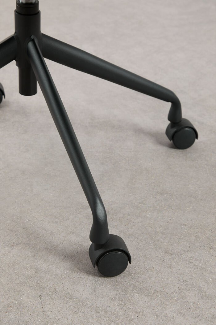 Darbo_kėdė_LEOTI_dizaino_studija_follow11.lt-Jovita Bingelytė