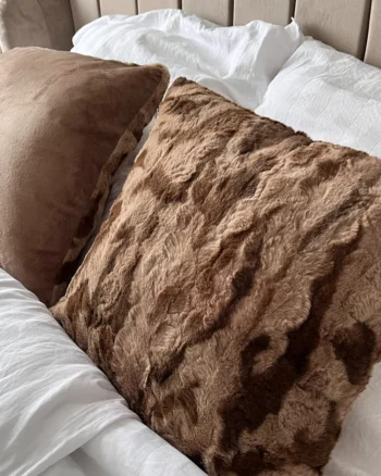 Pagalvėlė_MANTI_dizaino_studija_follow11.lt-Jovita Bingelytė