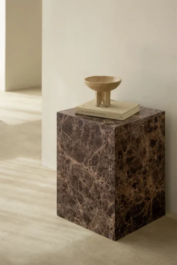 Šoninis_staliukas_HUGOTON_dizaino_studija_follow11.lt-Jovita Bingelytė