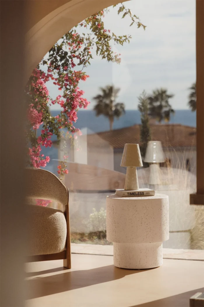 Šoninis_staliukas_TULSA_dizaino_studija_follow11.lt-Jovita Bingelytė