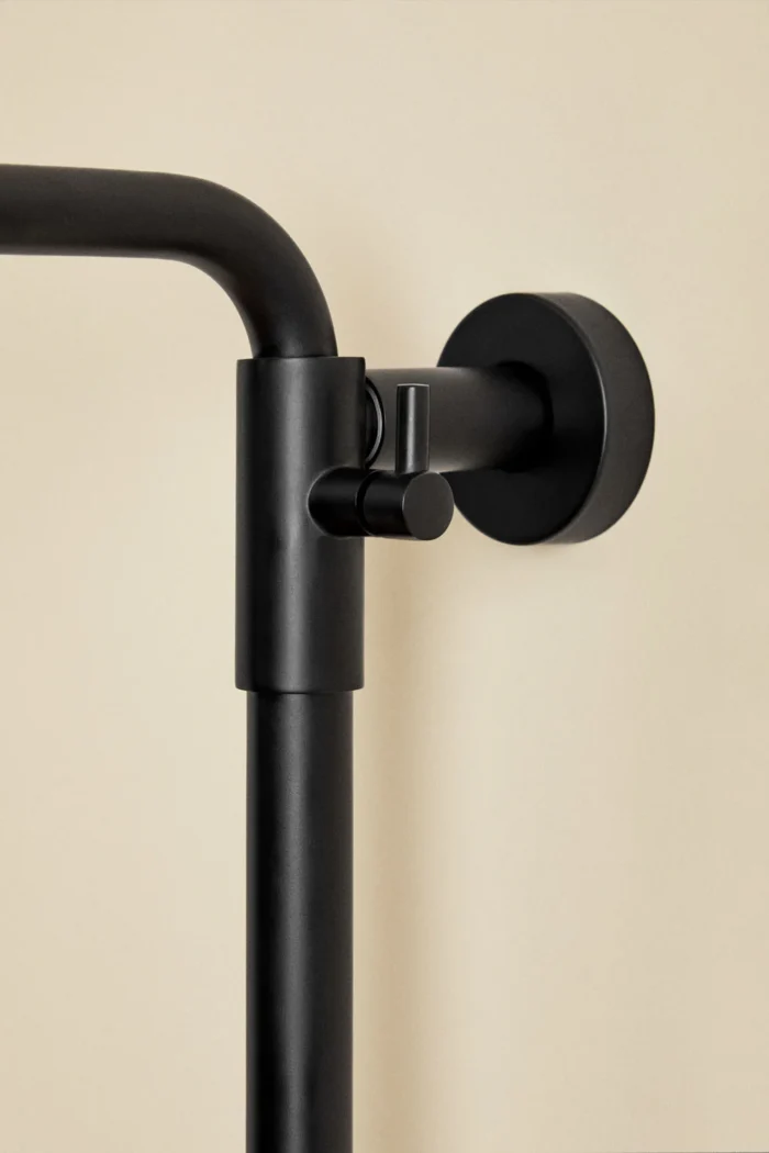 Dušo_maišytuvas_HUANTA_dizaino_studija_follow11.lt-Jovita Bingelytė