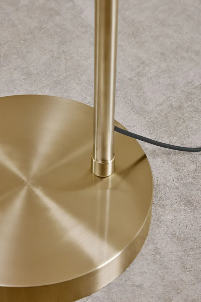 Grindinis_šviestuvas_NORMAN_dizaino_studija_follow11.lt-Jovita Bingelytė