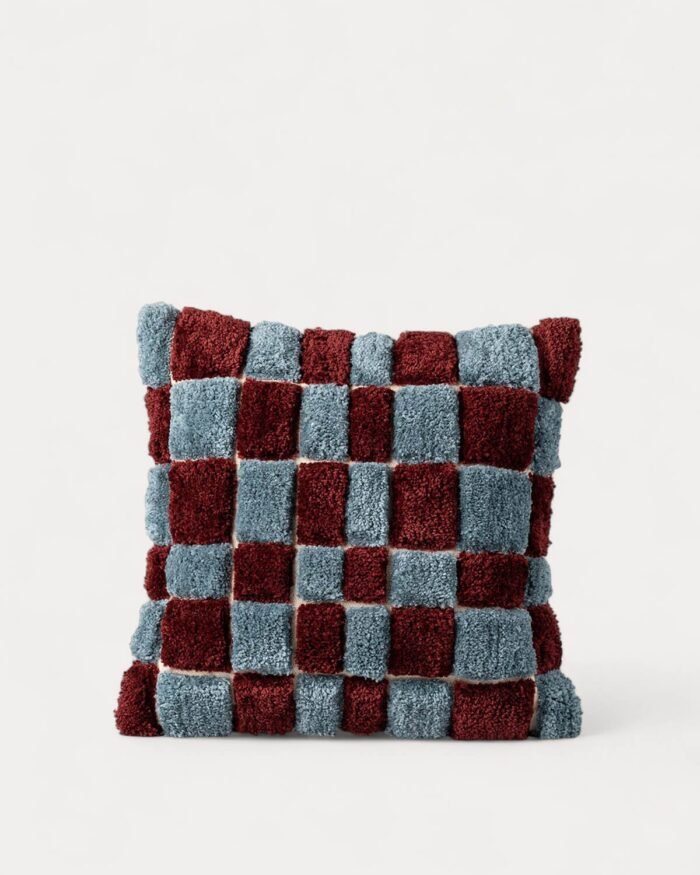 Pagalvėlė_GRUMANT_dizaino_studija_follow11.lt-Jovita Bingelytė