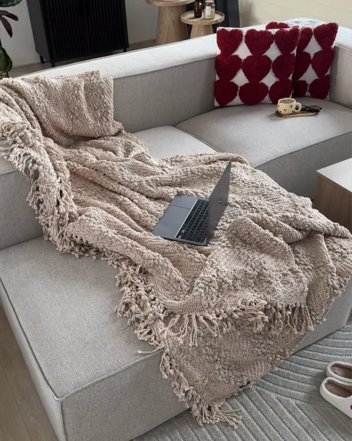 Sofa_ACALA_dizaino_studija_follow11.lt-Jovita Bingelytė