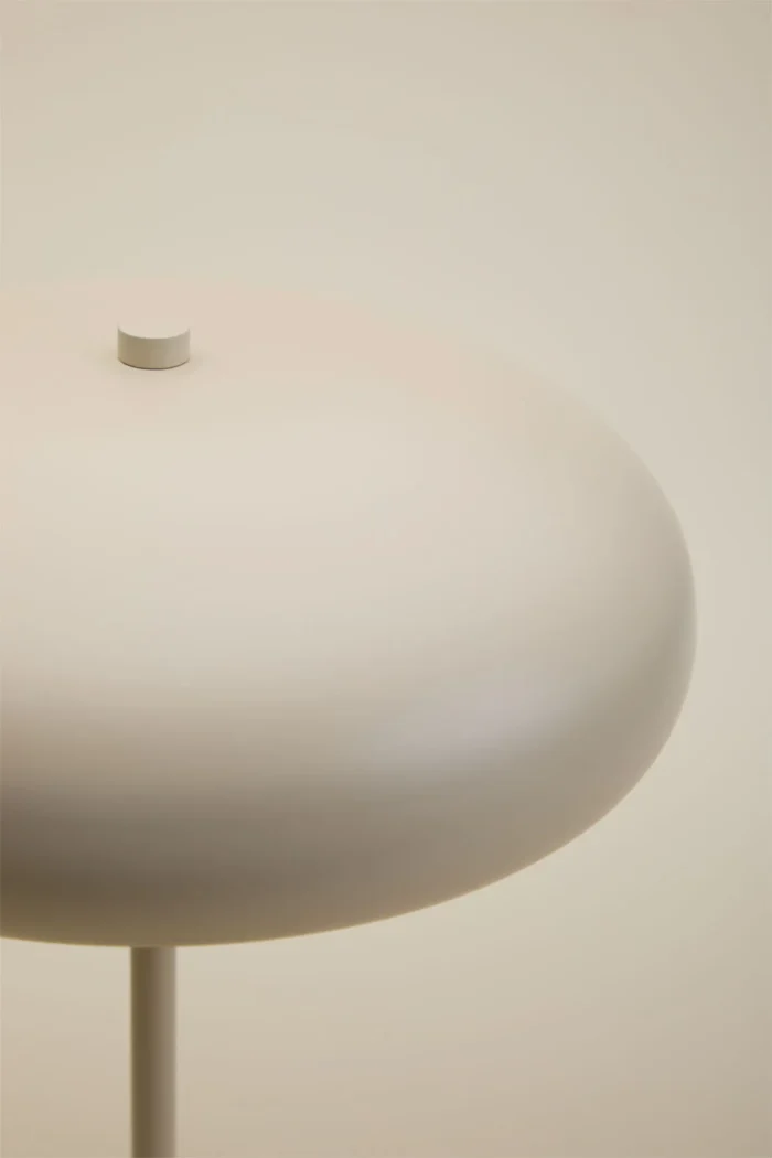 Stalinis_šviestuvas_KILGORE_dizaino_studija_follow11.lt-Jovita Bingelytė