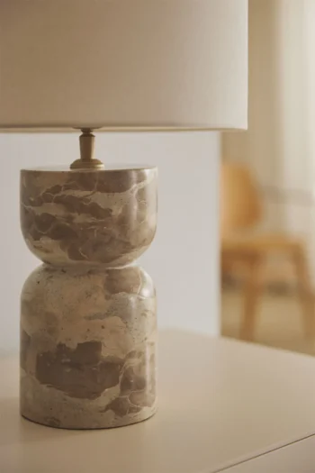 Stalinis_šviestuvas_MARRILTON_dizaino_studija_follow11.lt-Jovita Bingelytė