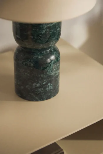 Stalinis_šviestuvas_MARRILTON_dizaino_studija_follow11.lt-Jovita Bingelytė