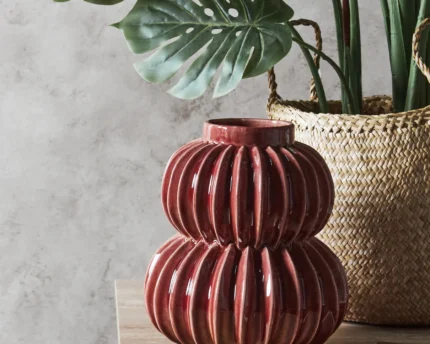 Vaza_JENPER_dizaino_studija_follow11.lt-Jovita Bingelytė