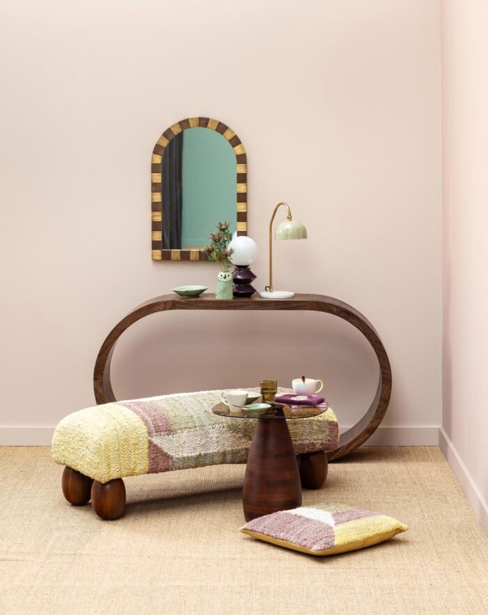 Konsolinis_staliukas_HOBURG_dizaino_studija_follow11.lt-Jovita Bingelytė