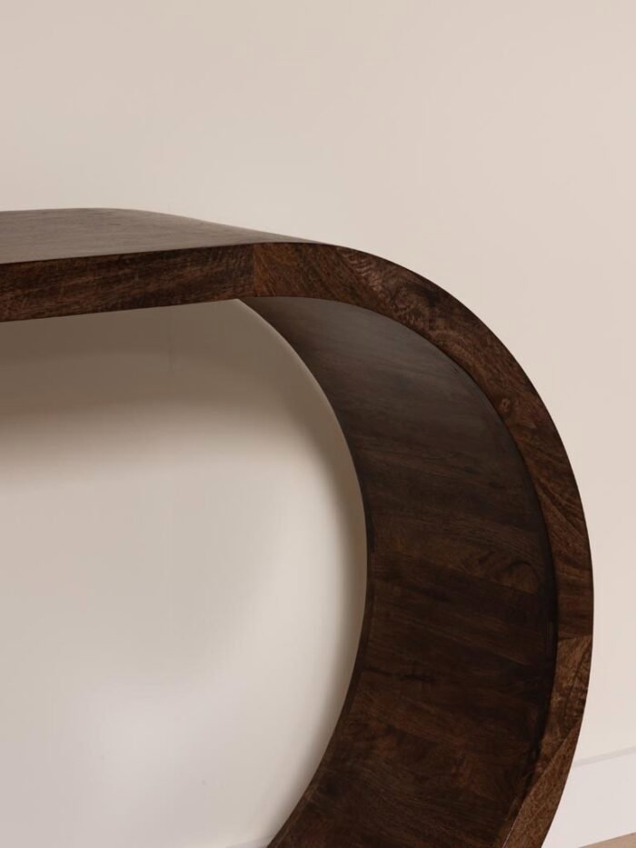 Konsolinis_staliukas_HOBURG_dizaino_studija_follow11.lt-Jovita Bingelytė