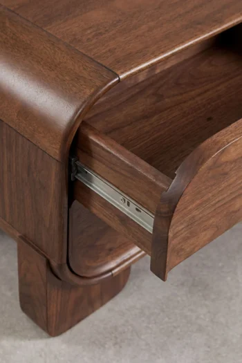 Naktinė_spintelė_GOSHEN_dizaino_studija_follow11.lt-Jovita Bingelytė