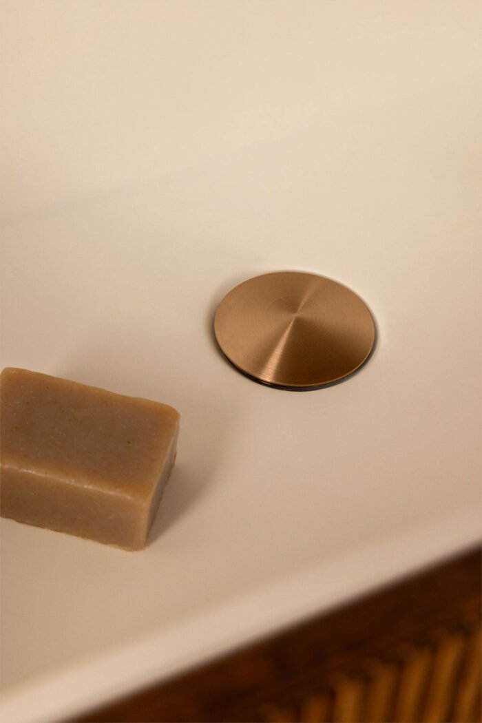 Praustuvo_dugninis_vožtuvas_HEIDE_dizaino_studija_follow11