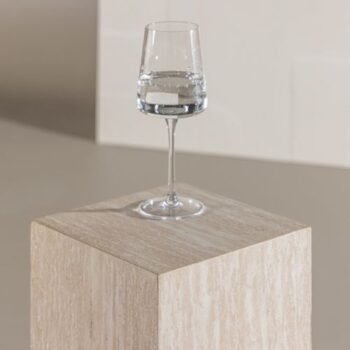 Šoninis_staliukas_KEILER_dizaino_studija_follow11.lt-Jovita Bingelytė