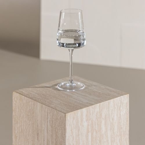 Šoninis_staliukas_KEILER_dizaino_studija_follow11.lt-Jovita Bingelytė