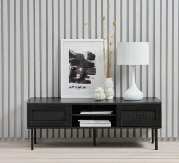 Tv_staliukas_REIGAR_dizaino_studija_follow11.lt-Jovita Bingelytė